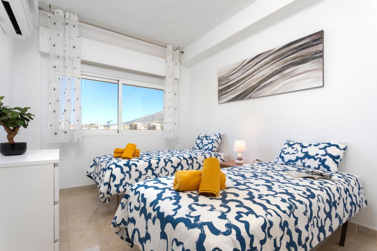 Appartamento Fantastico Apartamento A Pie De Playa By Renthas Fuengirola Esterno foto